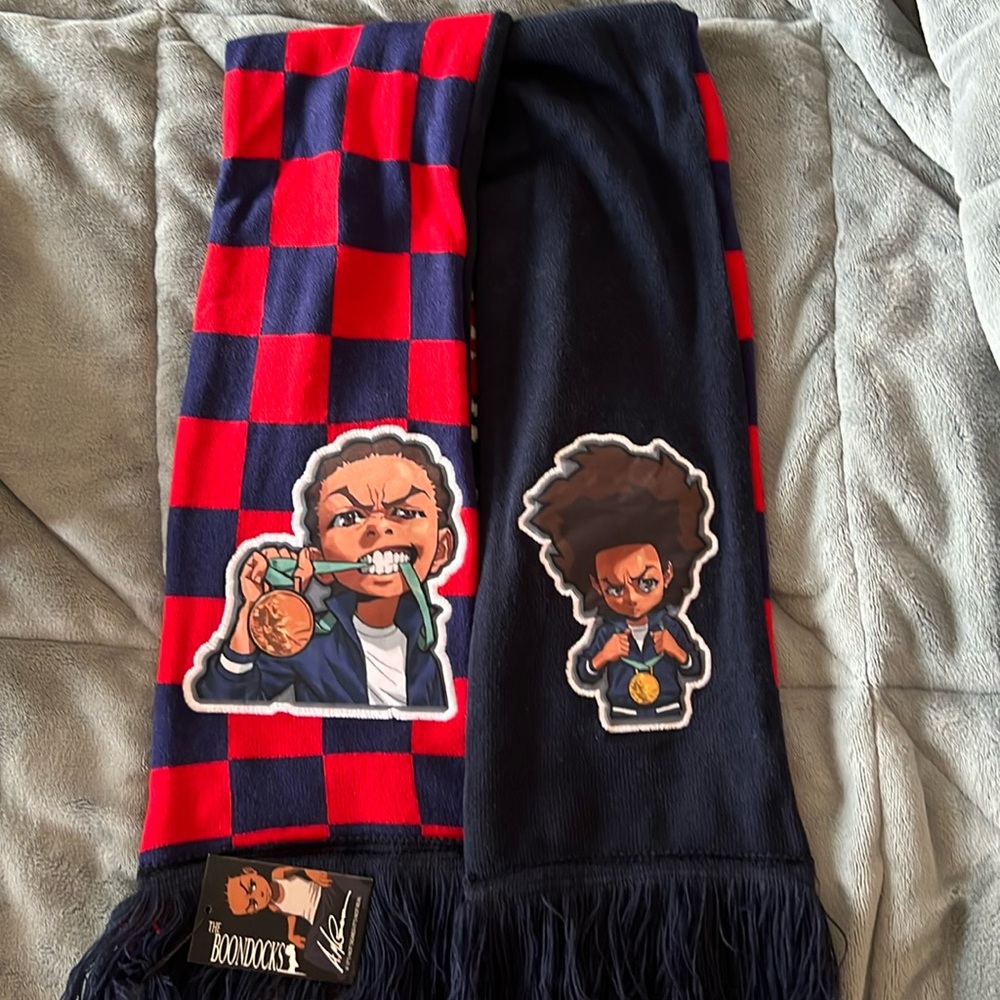 Boondocks scarf